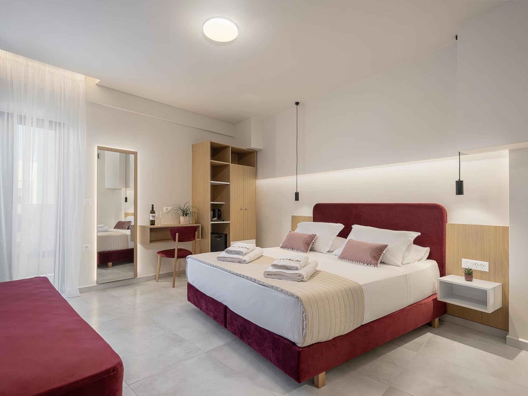חאניה Miss Marrone City Hotel מראה חיצוני תמונה